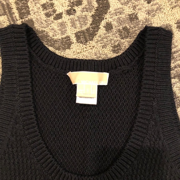 Michael Kors perfect summer sweater! - Picture 2 of 5